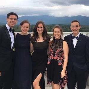 Meet your Posher, Emily